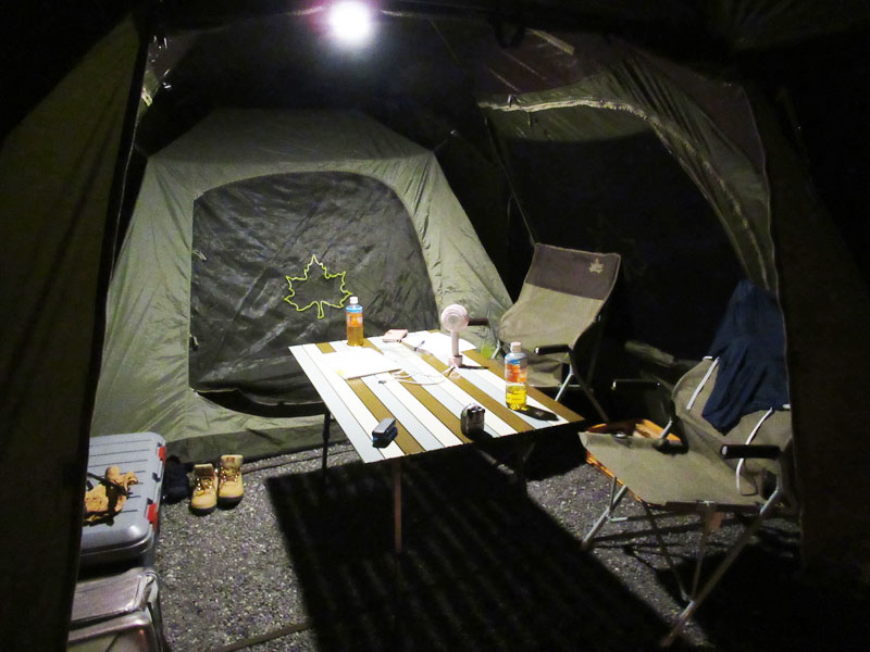 みのずみオートキャンプ場_夜のテント